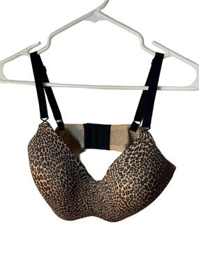 Warner's Leopard Print T-Shirt Bra with Black Straps Wireless Contour 38D